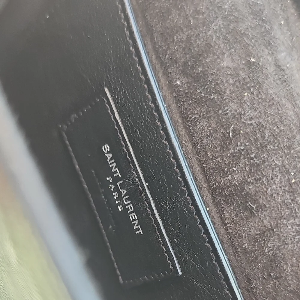 Saint Laurent Snake Crossbody Clutch - Picture 10 of 13